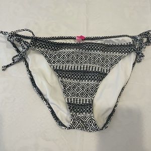 Victoria’s Secret- Bikini bottom